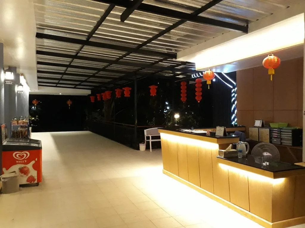 Praewa Villas Naiyang Phuket