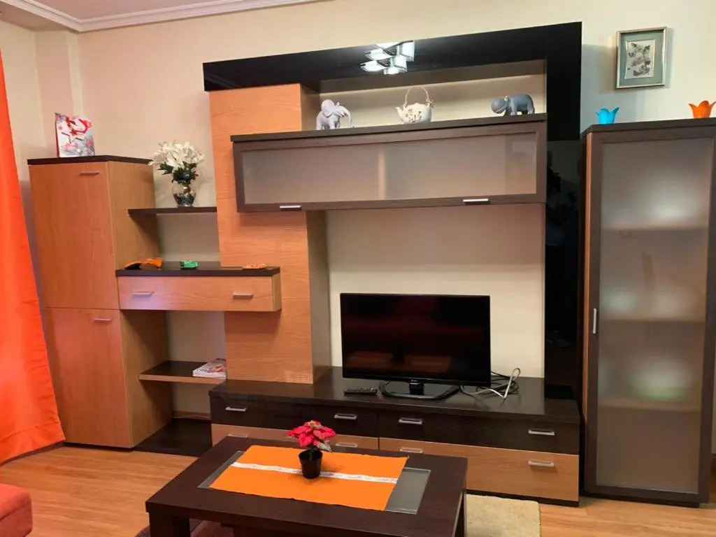 Apartamento Mota-2 Huca-Los Prados; Parking Y Wifi Gratis
