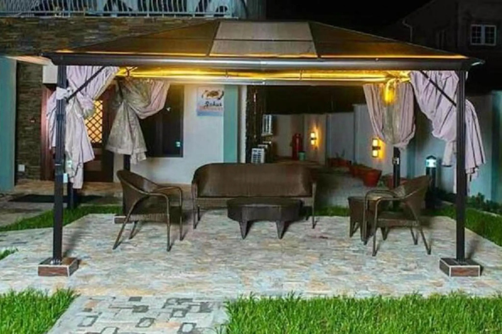 World Lilies Hotel & Events Place