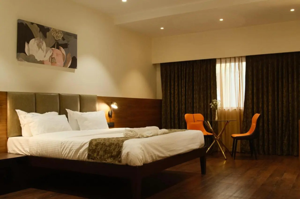Sunstone Suites