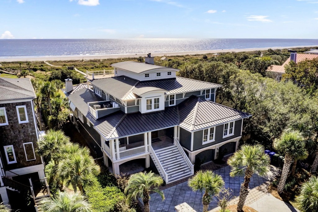 3100 Palm Boulevard by Avantstay Beachfront, Ocean Views, Private Pool