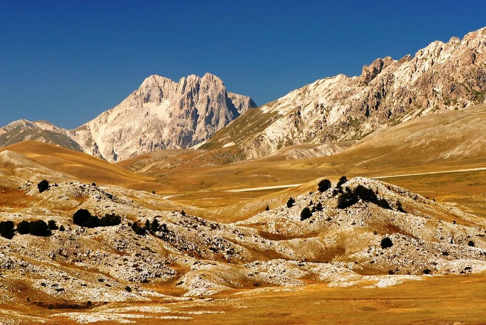 Apartment With 2 Bedrooms in Colle di Lucoli, With Wonderful City View and Balcony