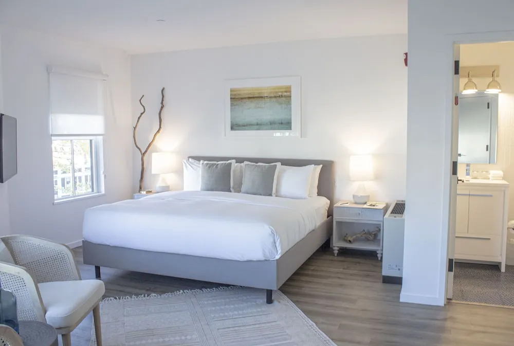 The Menhaden Hotel