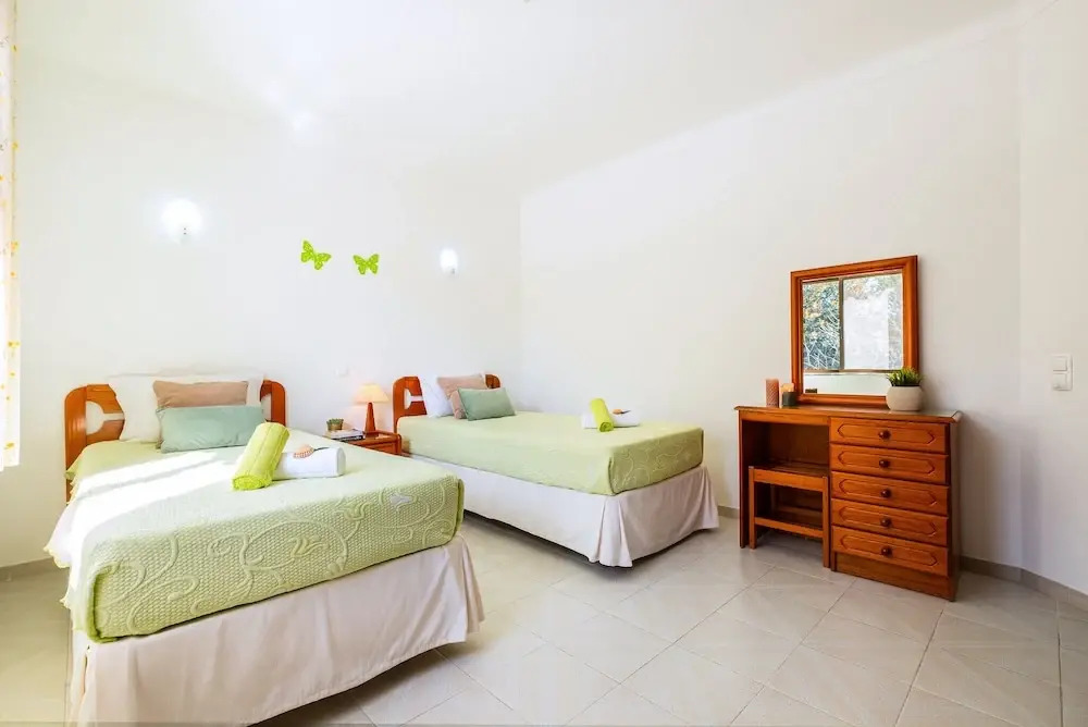 Villa Renaissance - Moradia com piscina aquecivel e BBQ em Carvoeiro