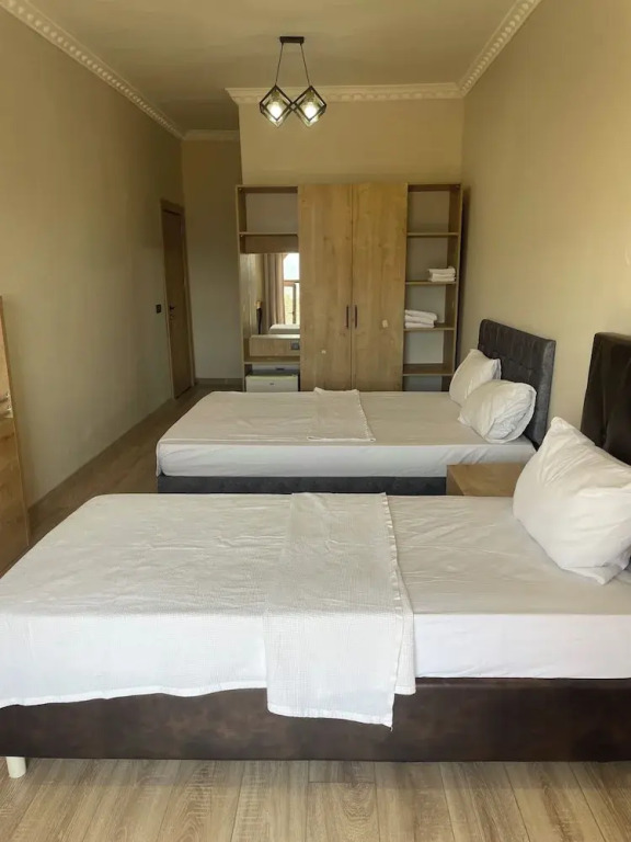 Nemrut Çeşme Otel