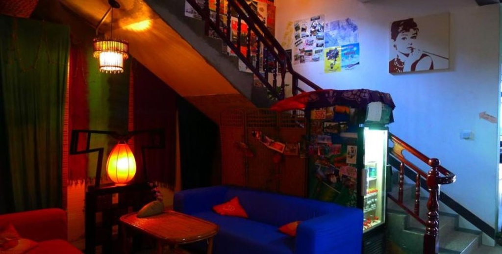 The Old Place In't Youth Hostel