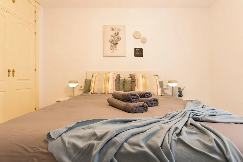 Comfort and Beauty With Parking Space Included