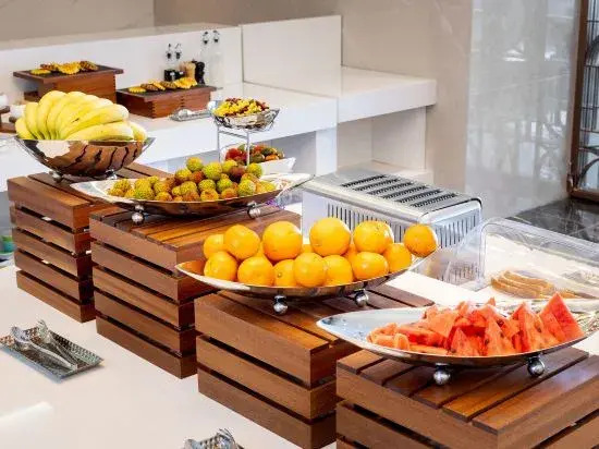 Yitel Collection Hotel (Zhuanghe Municipal Government Xiangyang Road)