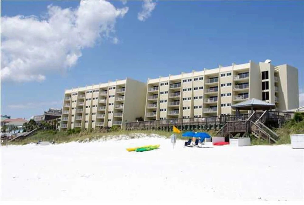 Beach House 203d 2 Bedroom Condo by RedAwning