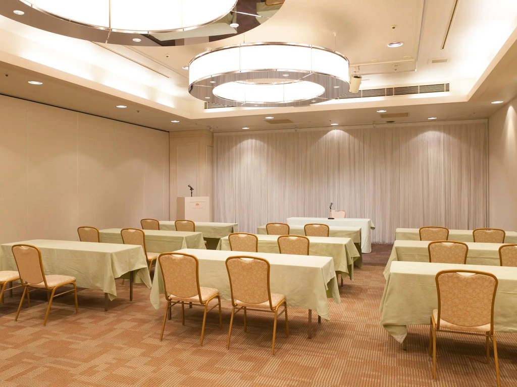 Chofu Creston Hotel