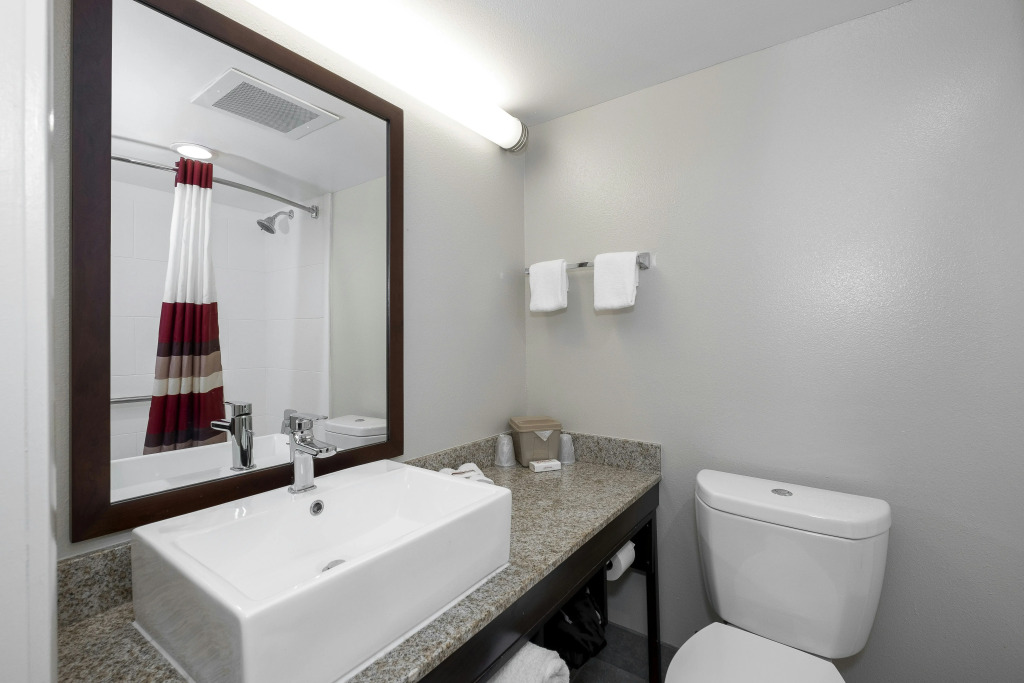 Red Roof Inn PLUS+ Tuscaloosa - University