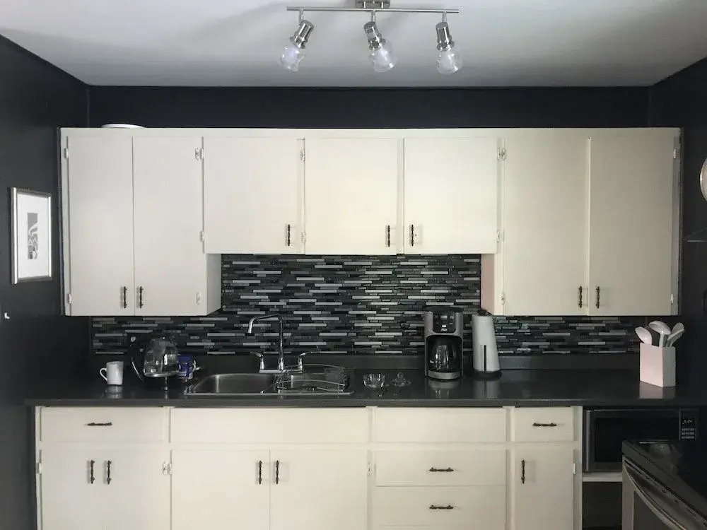 Stikine Valley Inn