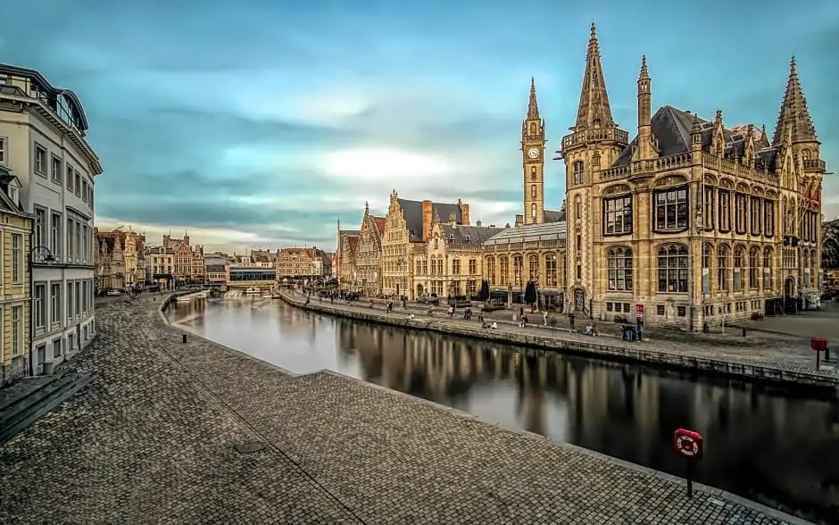 Burgstraat 17 Apartment in Exclusive Patrician House in Medieval Ghent