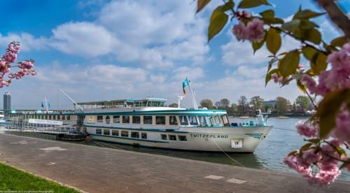 Regis Hotelschiff Düsseldorf 3*