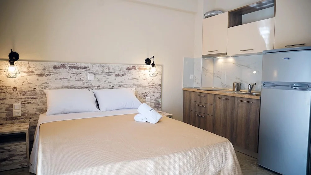 Sinodinos Deluxe Apartments