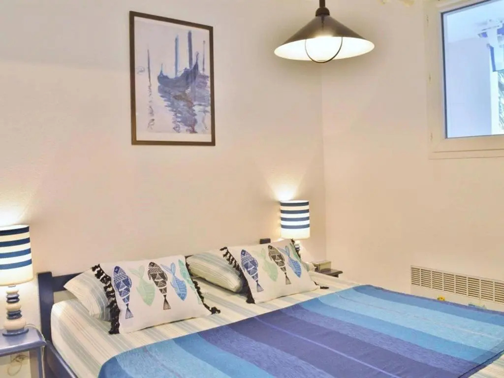 Appartement Le Lavandou, 2 pièces, 4 personnes - FR-1-251-227