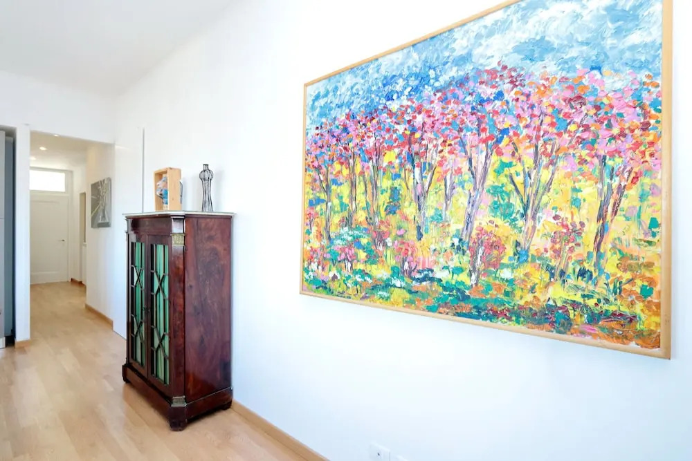 Salaria Apartment