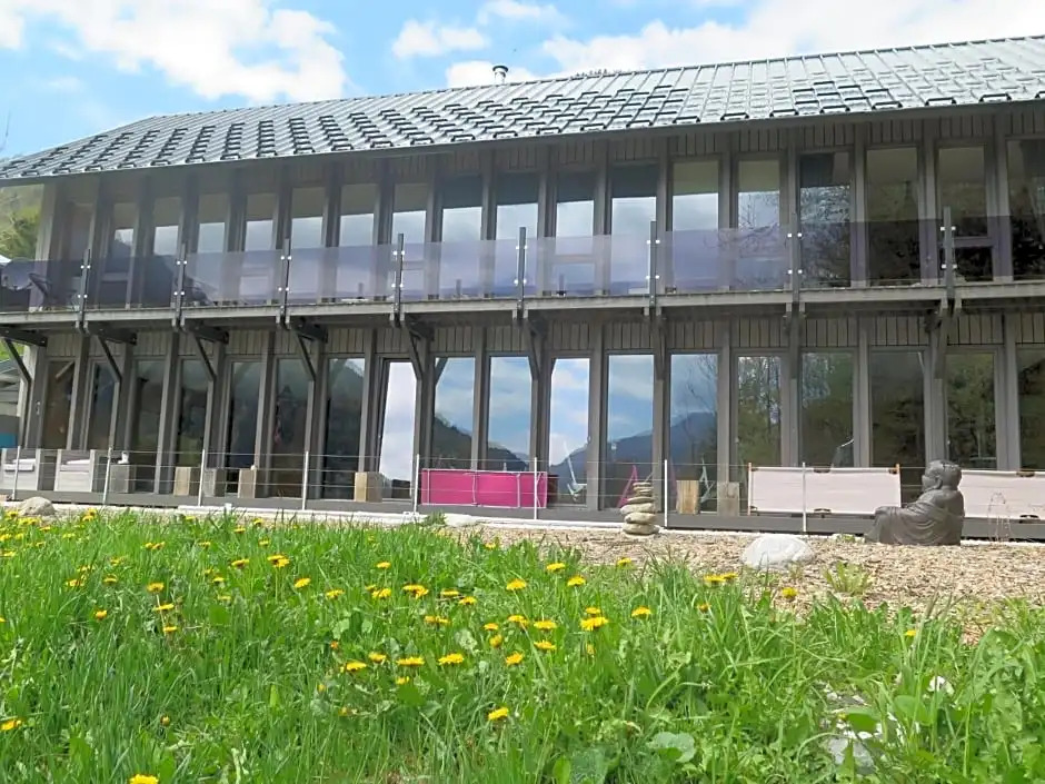 Le Chalet Du Blanc Spa yoga