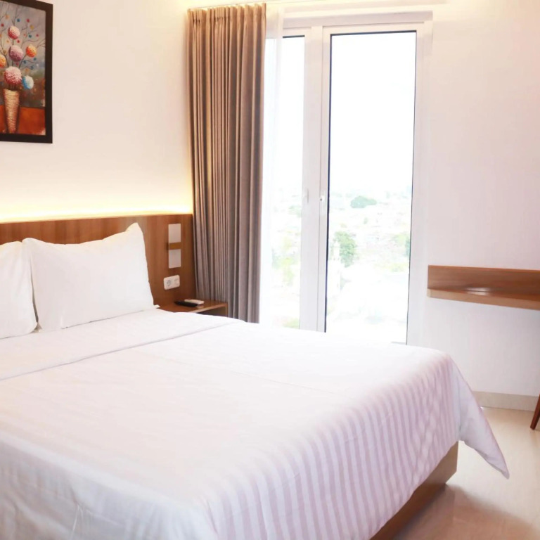 Surabaya River View Hotel