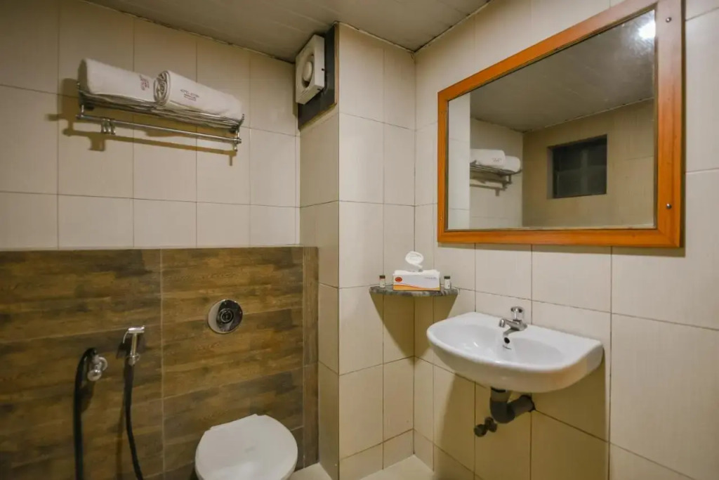 Hotel Roopa