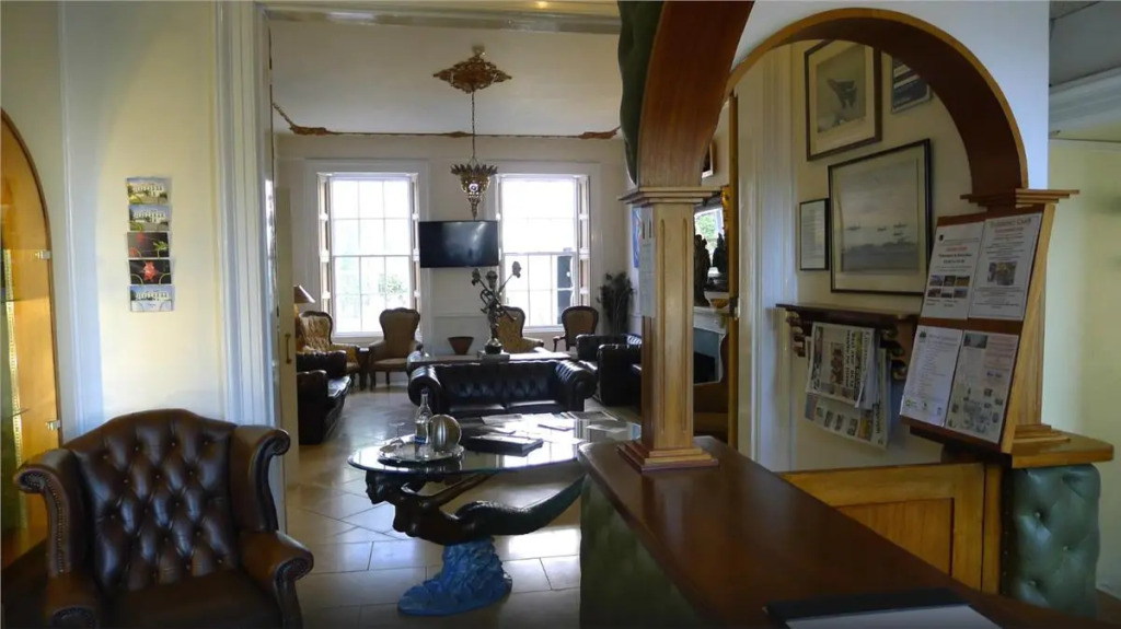 La Collinette Hotel, Cottages & Apartments