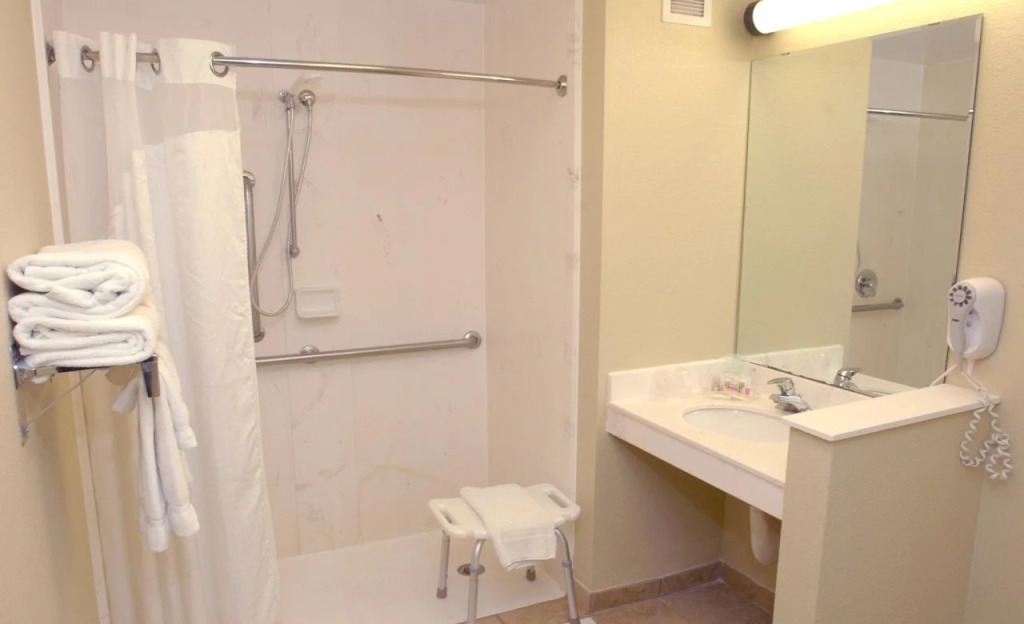 Doubletree By Hilton Owatonna