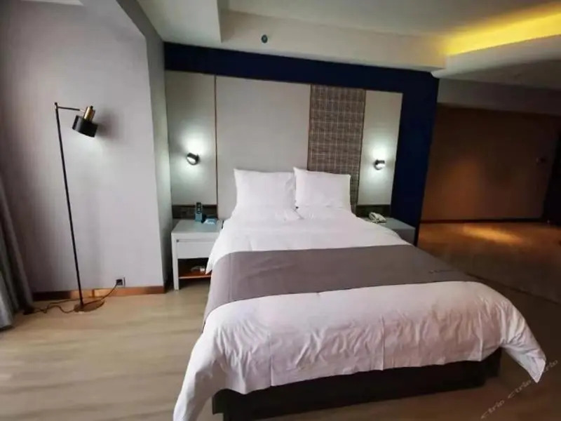 LanOu Hotel Guiyang High-Speed Railway North Station