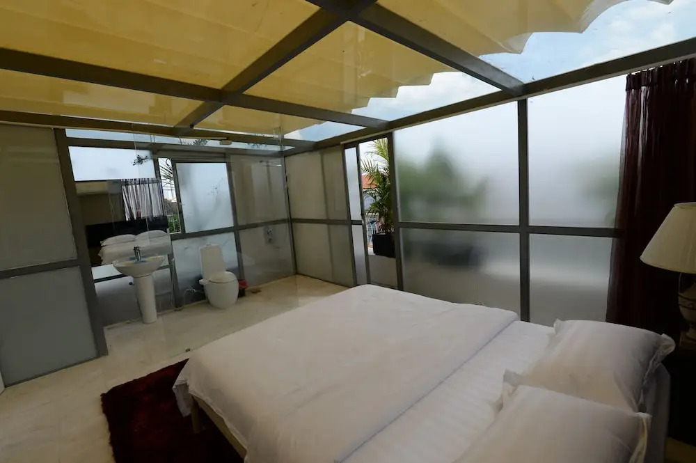 The Palm Suites