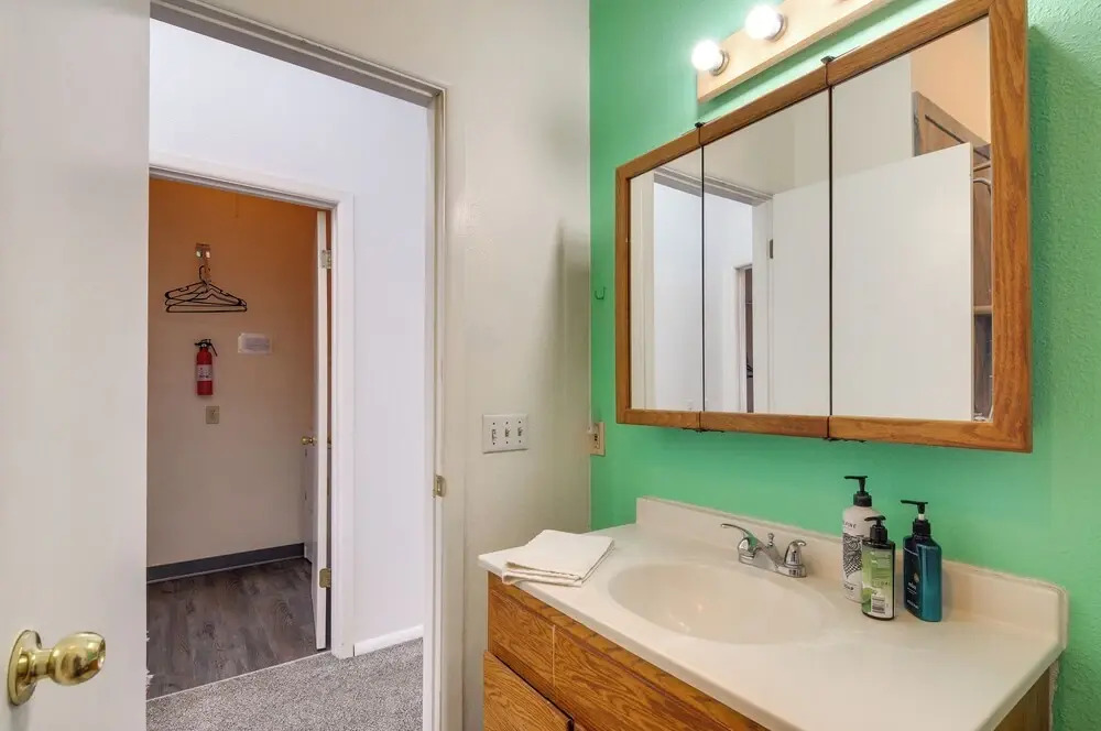 Adventure Base 2 Near Lake Powell