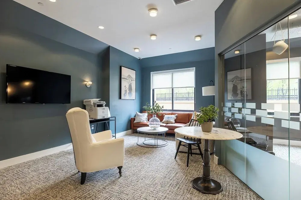 15 Bank Apartments