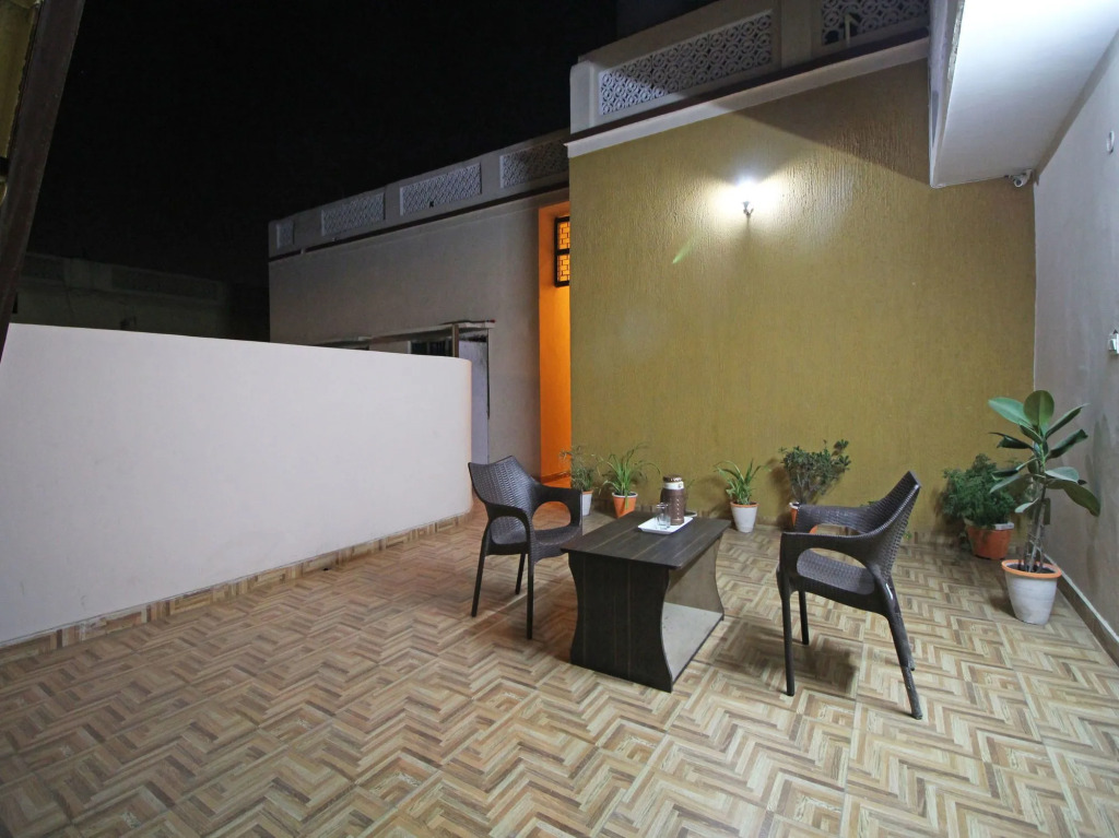 FabHotel KK Residency