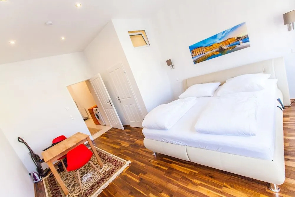 Vienna City Suites