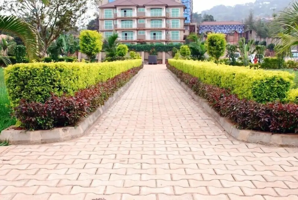 Nican Resort Hotel