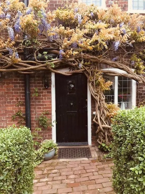 Wisteria Cottage