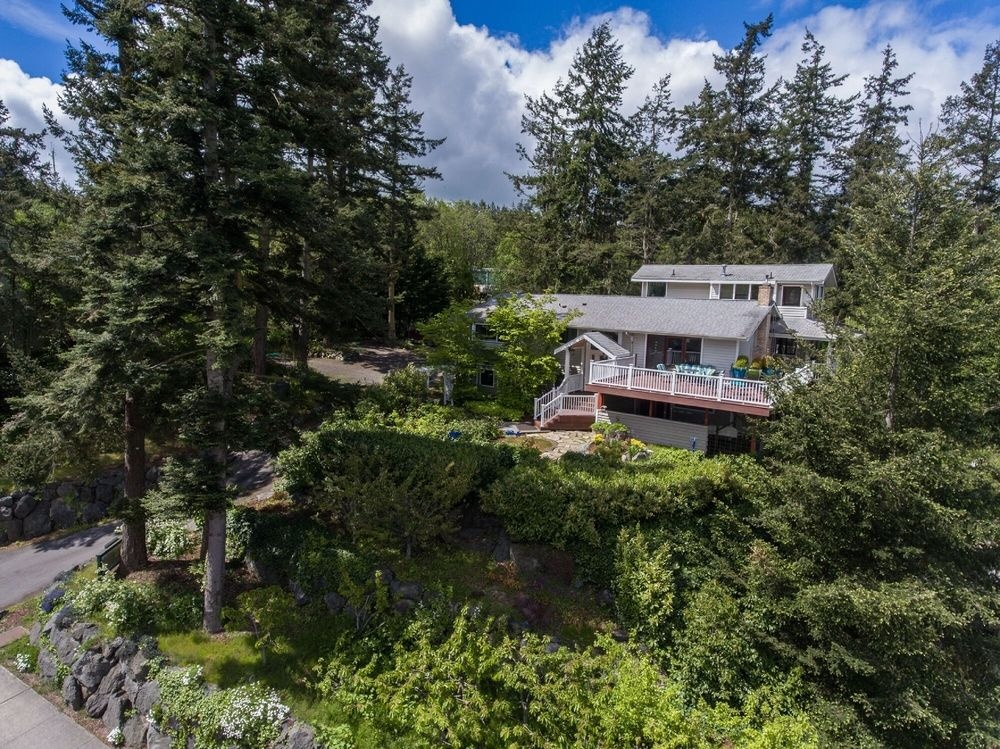 Hillside House Bed and Breakfast