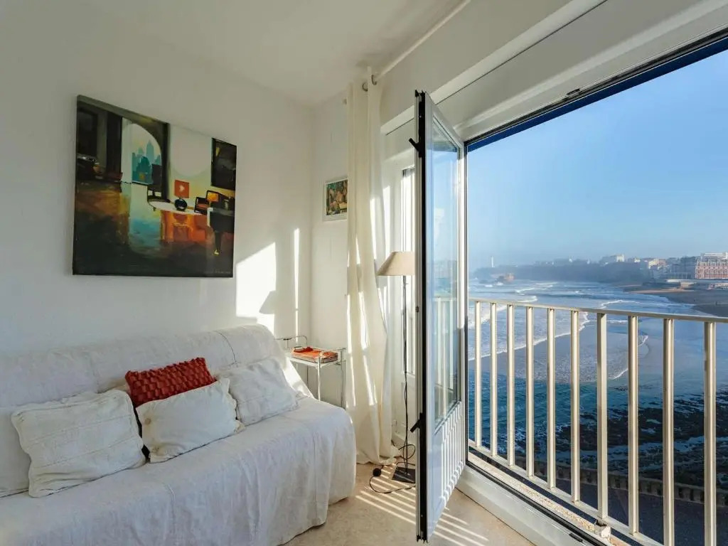 Appartement Biarritz, 1 pièce, 3 personnes - FR-1-3-483