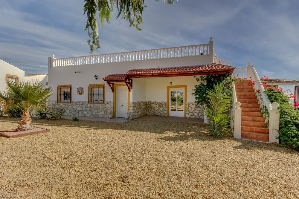 Villa Damara