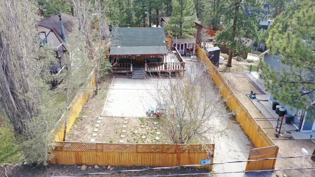 1940s Whole Home near Skiing & Village & Lake & Kids Private Yard
