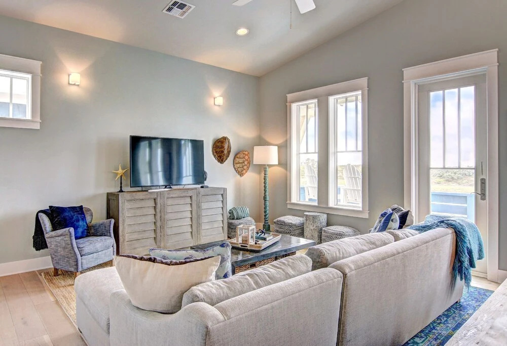 Spacious 4br/3ba W/ 2 Pools & Boardwalk To Beach 4 Bedroom Home