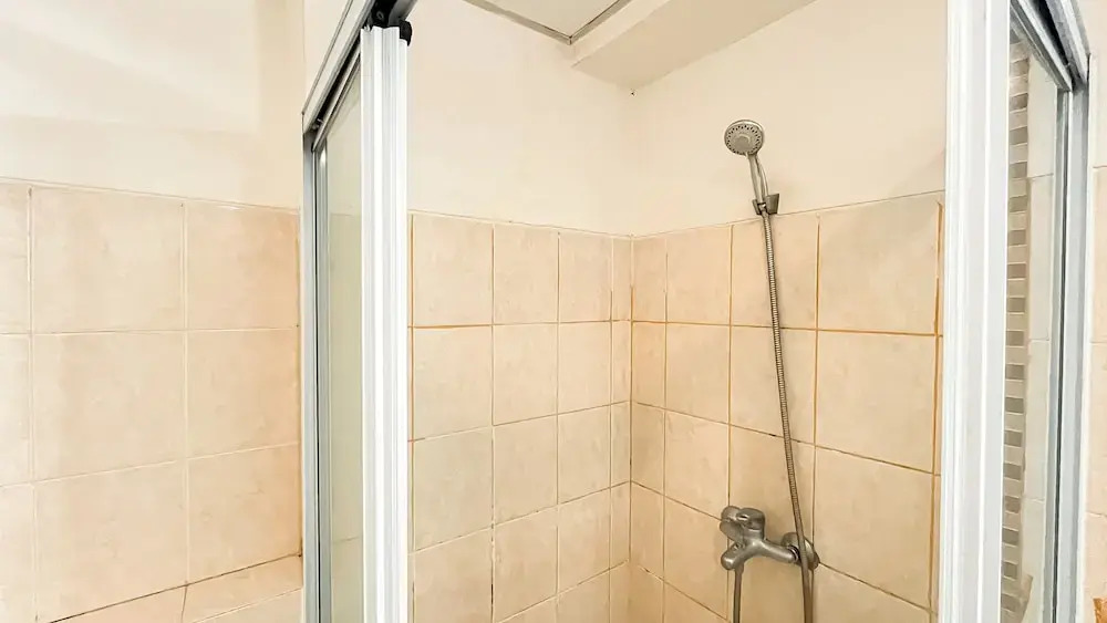 Good Deal 2Br Apartment At The Wave Kuningan