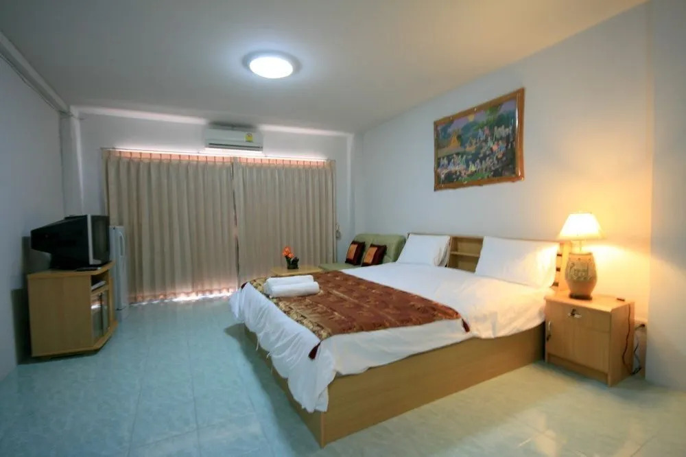 Malee Beach Guest House