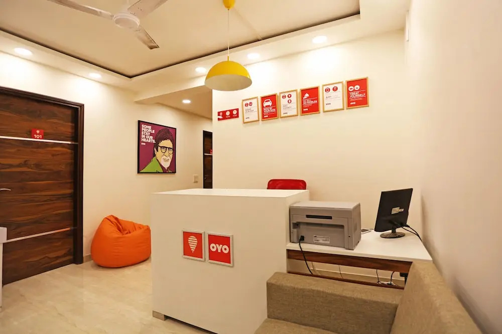 OYO Flagship 512 Deer Park