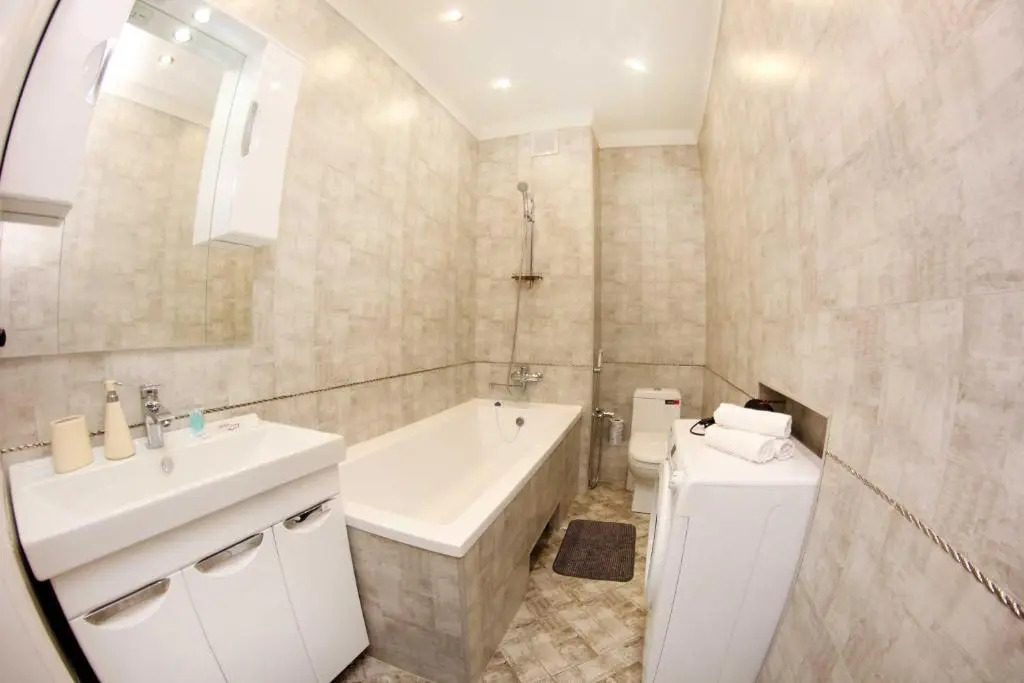 Ujutnye apartamenty na Navoi 208/6