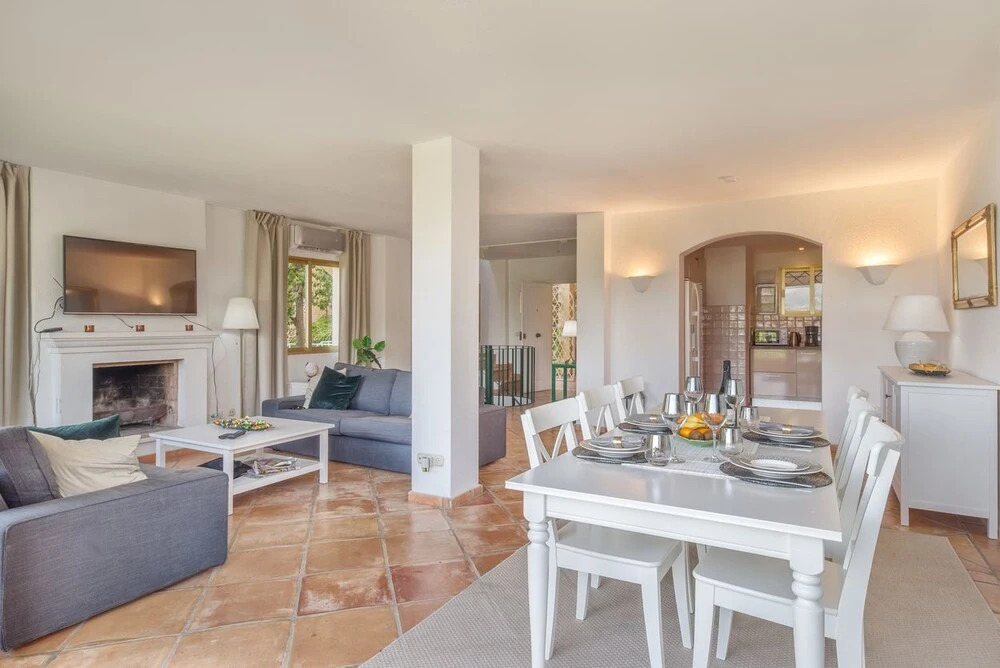 Agrupadas Las Brisas by SB