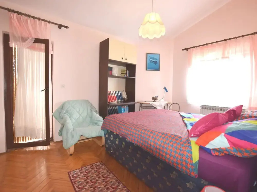 Comfortable Holiday Home Only 500m to the sea With Outdoor Kitchen, Wifi and Airco