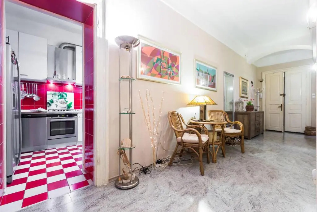 Bristol lux 3BR apartment with view