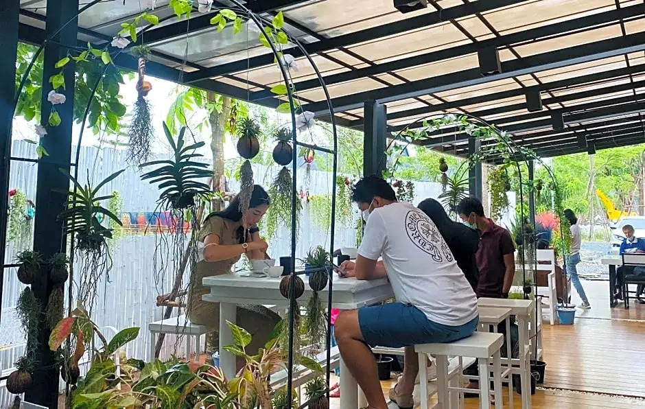 I AM Cottage เฮือนแก้วมณี