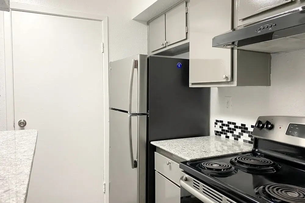 OYO Apartments at Bella Vista