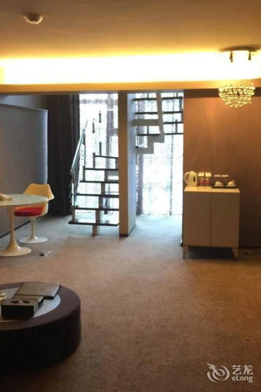 Wuhan Palm Spring International Hotel