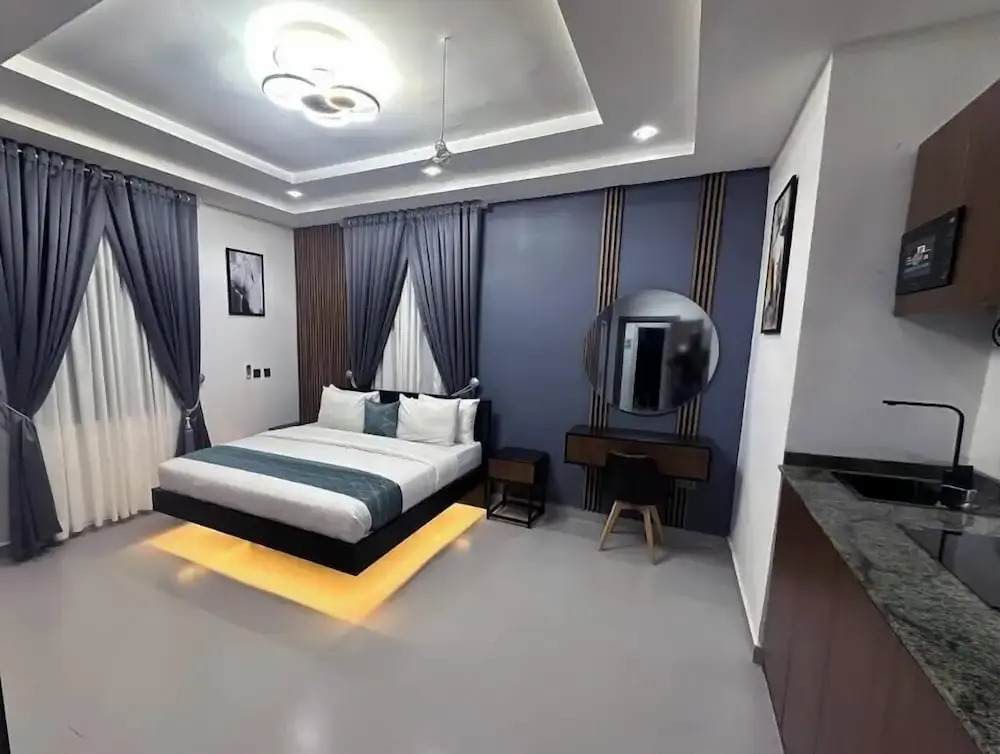99 Mozilla Apartments